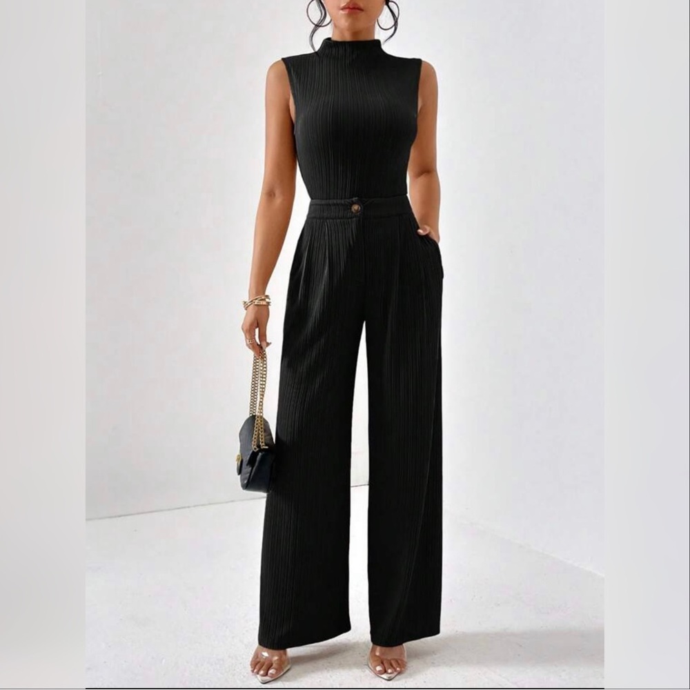 - Elegant Black Sleeveless Pant Set